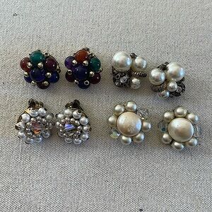 Vintage clip on earrings 4 Pair/costume jewelry/pearls/beads